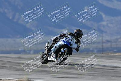 media/Jan-15-2026-Racers Edge (Thu) [[dfebeb70ab]]/3-B Group/Session 1 Turn 8/